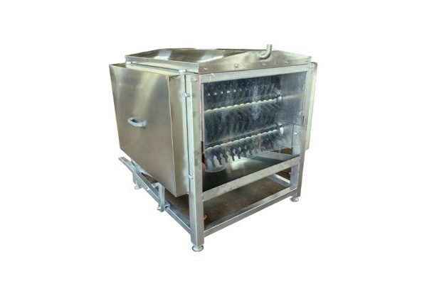 Seven sticks horizontal plucking machine